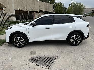 byd e9 1: Changan Qiyuan Q05: 2026 г., 1 л, Автомат, Электромобиль, Кроссовер — 4
