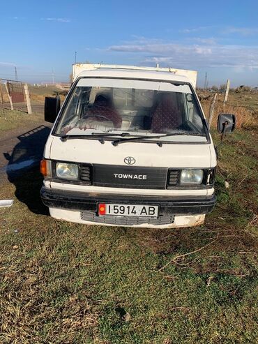 скутер м макси: Toyota Town Ace: 1992 г., 1.5 л, Механика, Бензин, Фургон