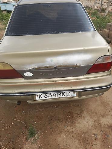 чон: Daewoo Nexia: 2004 г., 1.5 л, Кол менен иштөөчү, Бензин, Седан — 2