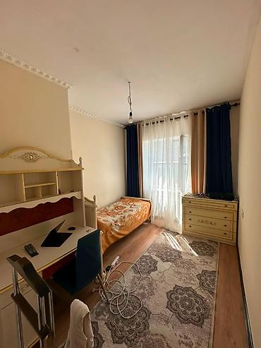 Продажа коттеджей и домов: 🏡 САТЫЛАТ — ҮЙ | АК-ОРГО 📍 Район: Ак-Орго 🌳 Жер тилкеси — 5 соток 🏠 — 12