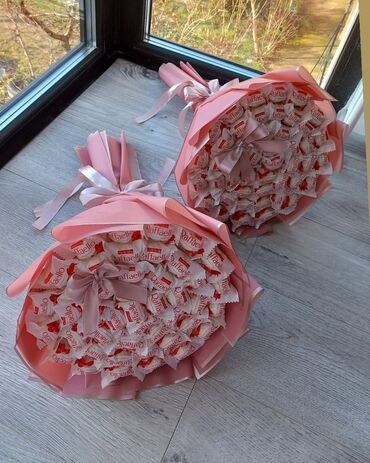 14 fevral hediyyeleri: 🍭 Hədiyyəlik buketlər🍭 🎀 Buket dizaynı və konfet- şokolad növlərinin