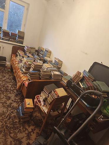 футляр: Книги от 10 до 100 сом. Адрес 8 микрорайон 14 дом. Я часто бываю в — 1