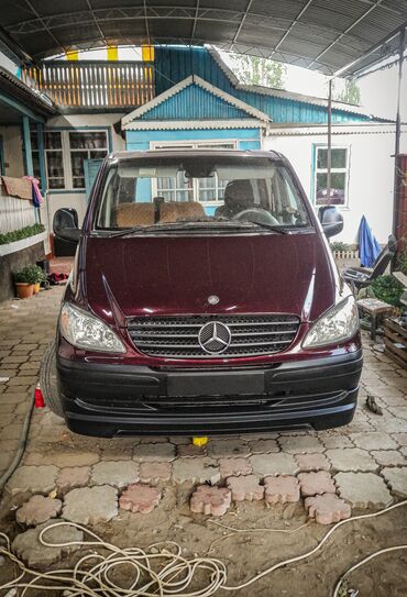 Mercedes-Benz: Mercedes-Benz Viano: 2005 г., 2.2 л, Механика, Дизель, Минивэн — 2
