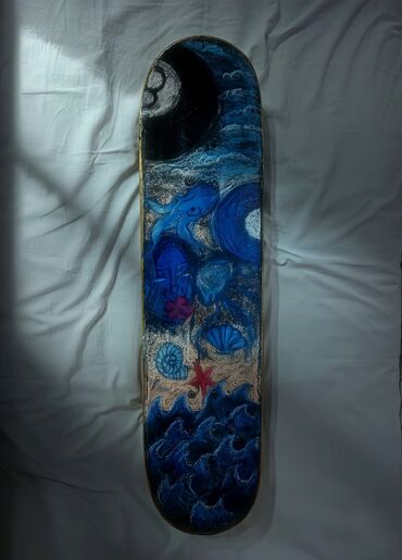 Skeytbordlar: Özəl əl işləməli skateboard, kaykay,az işlənilib,hərşey qaydasındadır