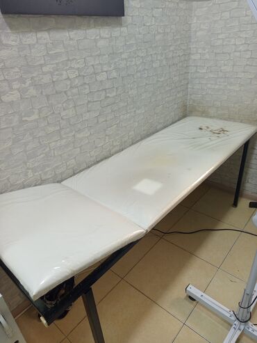 стол для наращивания ногтей: Kosmetoloji kuşetka, Qatlanmayan, rəng - Ağ