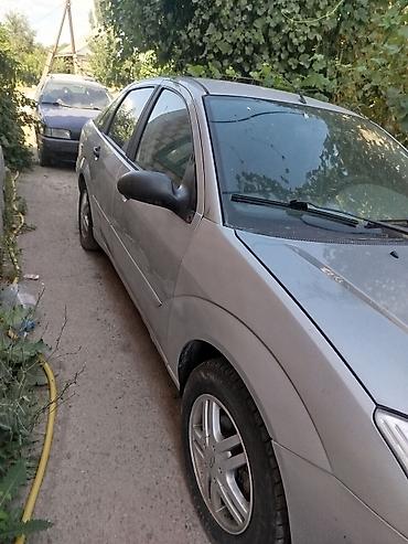 полка на авто: Ford Focus I (седан/хэтчбек) — интерьер и оснащение - Автоматическая — 6