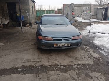 Mazda: Mazda 626: 1992 г., 1.8 л, Механика, Бензин, Седан