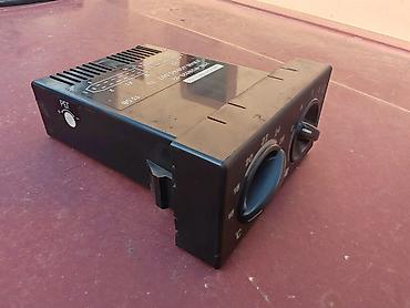 Auto delovi: Tabla temparature i ventilatora kabine Lada 112 br.2. Polovno — 4