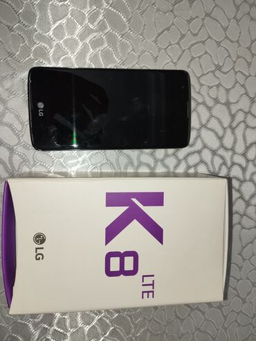 salyanda telefonlar: LG K8, 8 GB, rəng - Qara, İki sim kartlı
