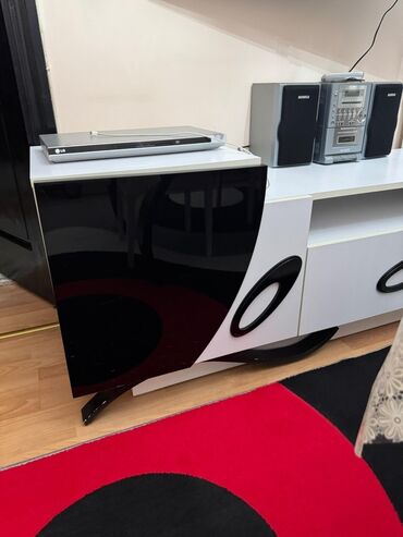 Qonaq otağı dəstləri: İşlənmiş, TV altlığı, Türkiyə — 2