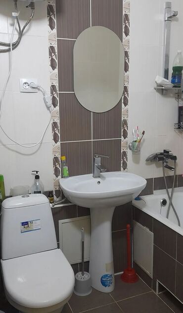 Продажа квартир: 3 комнаты, 64 м², 104 серия, 4 этаж — 12