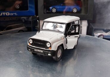 Avtomobil modelləri: UAZ, 2003 il, 1:35, Dəmir, Ödənişli çatdırılma — 1