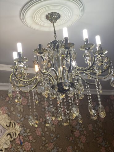 Çilçıraqlar: Çılçıraq, 10 və daha çox lampa, Şüşə lalafo.az -da Çilçıraqlar: Çılçıraq, 10 və daha çox lampa, Şüşə