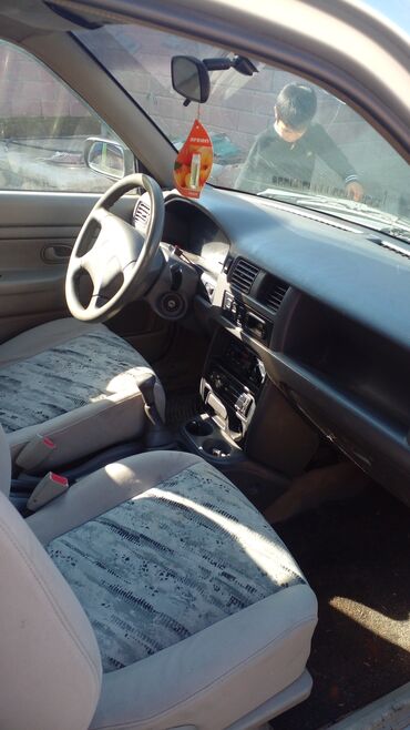 электромобиль грузовой: Mazda Demio: 1999 г., 1.3 л, Механика, Бензин, Универсал