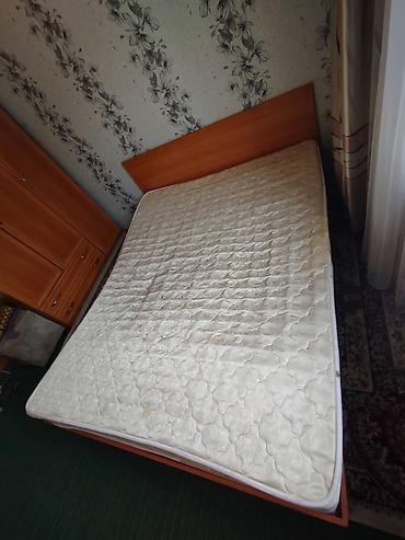 Двуспальные кровати: Двуспальная кровать с матрасом - Размер спального места — 12