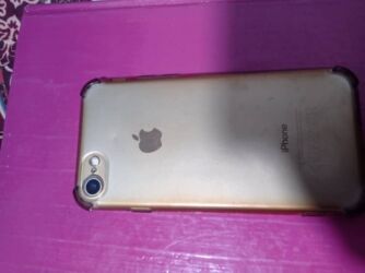 Apple iPhone: IPhone 7, 32 ГБ, Белый, 100 % — 7