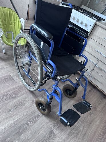 инвалидные коляски с электроприводом бу: Продаётся инвалидная коляска! 
Состояние как на фотке 
Торг