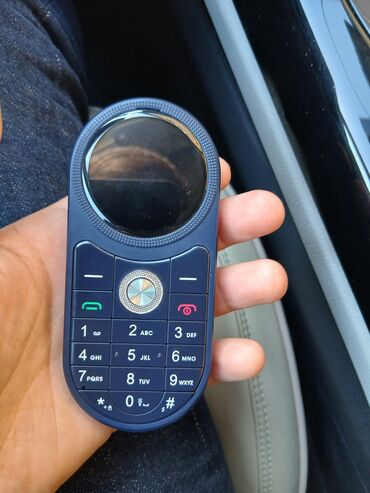 Digər mobil telefonlar: Her seyi isleyir 2 nomre goturur