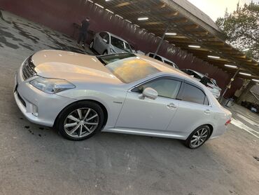 шины разноширокие: Toyota Crown: 2011 г., 3.5 л, Автомат, Гибрид, Седан