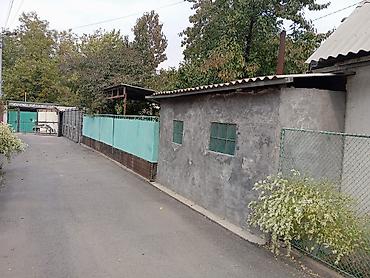 Продажа коттеджей и домов: Срочно!!! Продаются 2 небольших дома на одном участке 5с., в районе — 1