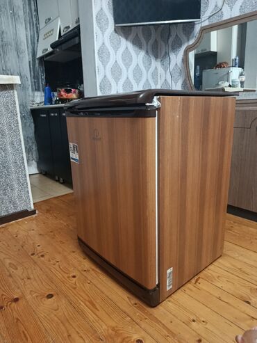 Техника для приготовления еды: Мини Indesit Холодильник Продажа, цвет - Коричневый