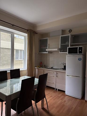 studio apartment: Карвен 4 Сезона Уютная светлая однокомнатная квартира-студия. Wi-Fi — 6