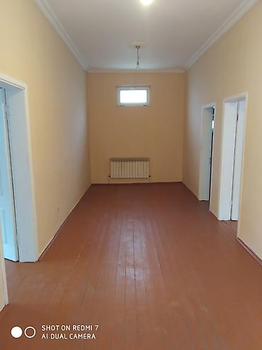 Həyət evləri və villalar: 98 kv. m, 3 otaqlı, Kanalizasiya, Kombi, Qaz — 1