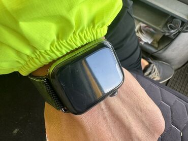 продам нерабочий телевизор: Продаю Apple Watch 5 серии 44mm