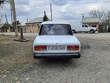 VAZ (LADA): Model: Lada 2107 (VAZ) Kuzov: sedan, ağ rəng Yanacaq: benzin Ötürücü — 1