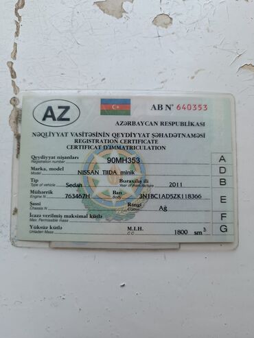 Nissan: Nissan Tiida: 1.8 l | 2011 il Sedan — 18