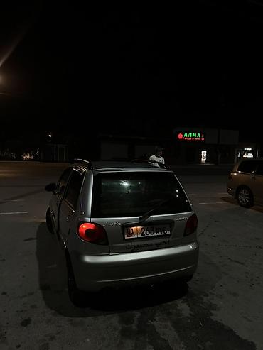 авто полироль: Автомобиль компакт-класса с бензиновым двигателем и автоматической — 8