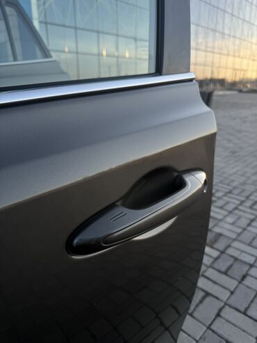 Toyota: Toyota RAV4: 2017 г., 2.5 л, Вариатор, Гибрид, Кроссовер — 20