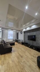 калыс ордодон квартира керек: 3 бөлмө, Чогуу жашоосу жок, Толугу менен эмереги бар