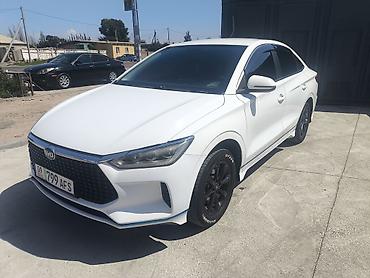 фары byd e2: BYD E3: 2020 г., 0.1 л, Автомат, Электромобиль, Седан — 1