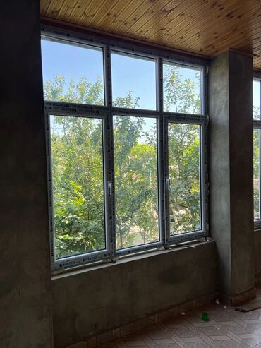 Plastik pəncərələr: Ağ rəngli plastik pəncərəler 1kv 55 manat
qapılar 90 manat — 20