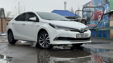 Toyota Corolla: 2019 г., 1.8 л, Вариатор, Гибрид, Седан