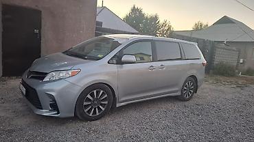 мазда 5 минивен: Toyota Sienna: 2019 г., 3.5 л, Автомат, Бензин, Минивэн — 5