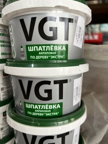 шпатель для натяжных потолков: Акриловая шпатлевка VGT «Экстра» по дереву. Подходит для выравнивания