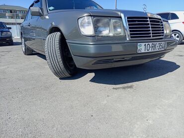cip masin: Mercedes-Benz E-Class: 2 l | 1990 il Sedan