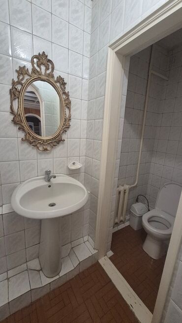 Долгосрочная аренда домов: 175 м², 6 комнат, Утепленный, Бронированные двери, Евроремонт at lalafo.kg — 26 Долгосрочная аренда домов: 175 м², 6 комнат, Утепленный, Бронированные двери, Евроремонт — 26