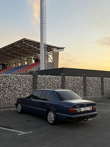 mers 202: Mercedes-Benz E-Class: 1993 г., 2.2 л, Механика, Бензин, Седан — 3