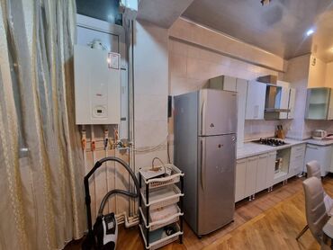 Uzunmüddətli kirayə mənzillər: ⚜️2 otaqlı yeni tikili mənzil kirayə verilir. ⚜️Tibb Universitetindən — 8