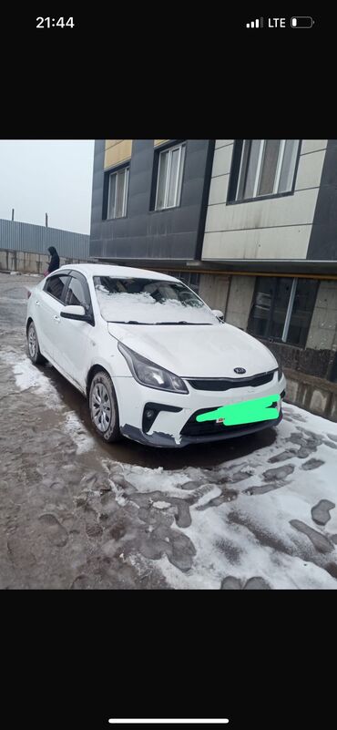 Kia: Kia Rio: 2017 г., 1.6 л, Автомат, Бензин