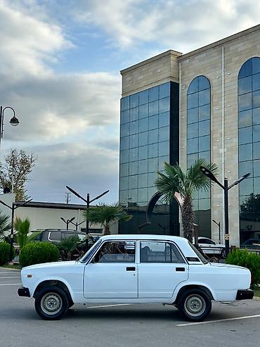 28 traktor satisi: VAZ (LADA) 2107: 1.6 l | 2005 il 52369 km Sedan — 8