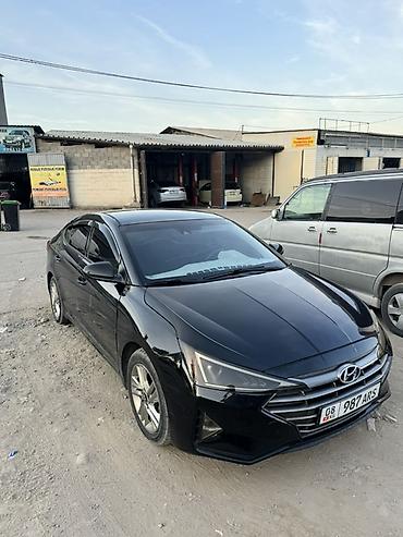 sonata 2011: Hyundai Elantra: 2018 г., 1.6 л, Автомат, Бензин, Седан — 1