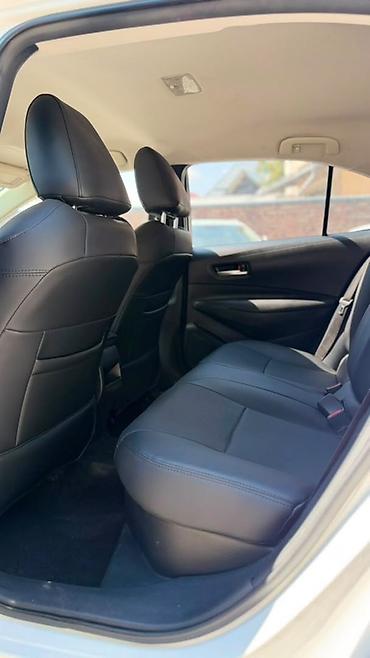 Toyota: Toyota Corolla: 2022 г., 1.8 л, Автомат, Гибрид, Седан — 6