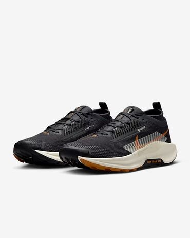 горная обувь: Кроссовки Nike Pegasus Trail 4 GORE-TEX в черном цвете с