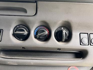фургон будка: Ford Transit: 1999 г., 2.5 л, Механика, Дизель, Бус — 8