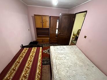 kesle qesebesde kiraye evler: 2 otaqlı həyət evi – tam mebellə - Geniş və işıqlı zal: divan, 2 — 9