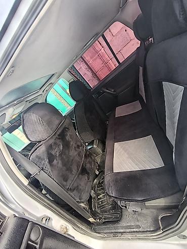 Volkswagen: Volkswagen Vento: 1999 г., 2 л, Механика, Бензин, Седан — 5